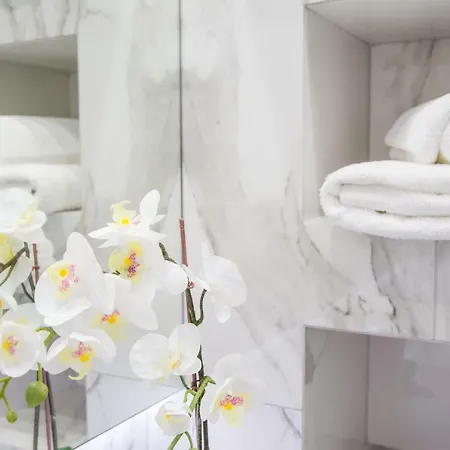 Luxury شقة فيريا